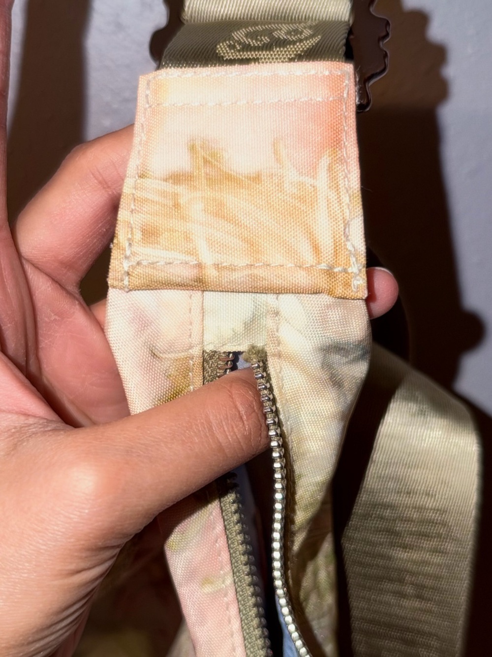 BAGGU x COLLINA STRADA- Cream Chrysanthemum - Picture 3 of 3